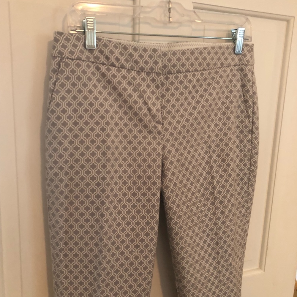 Adrienne Vittadini Capri Pants